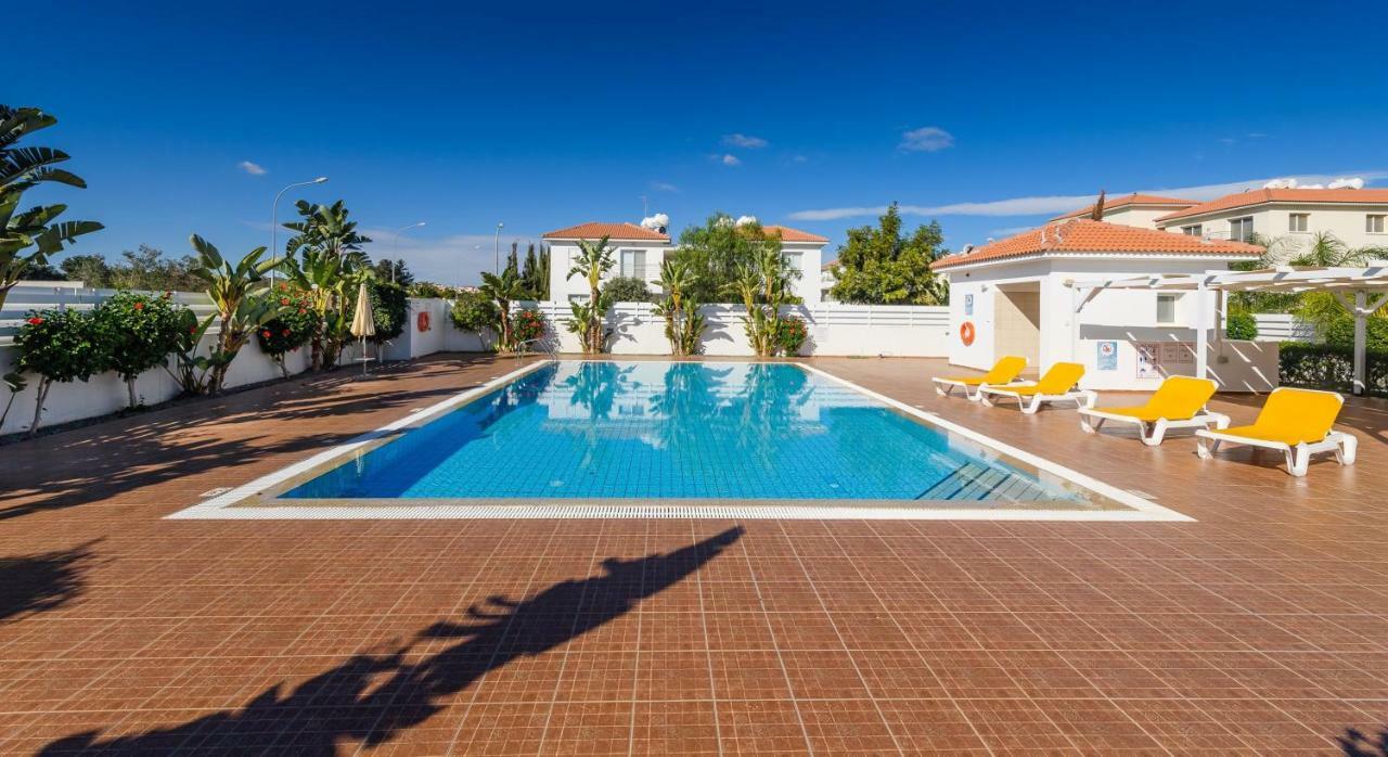 Mythical Sands Apartments Protaras Exterior photo